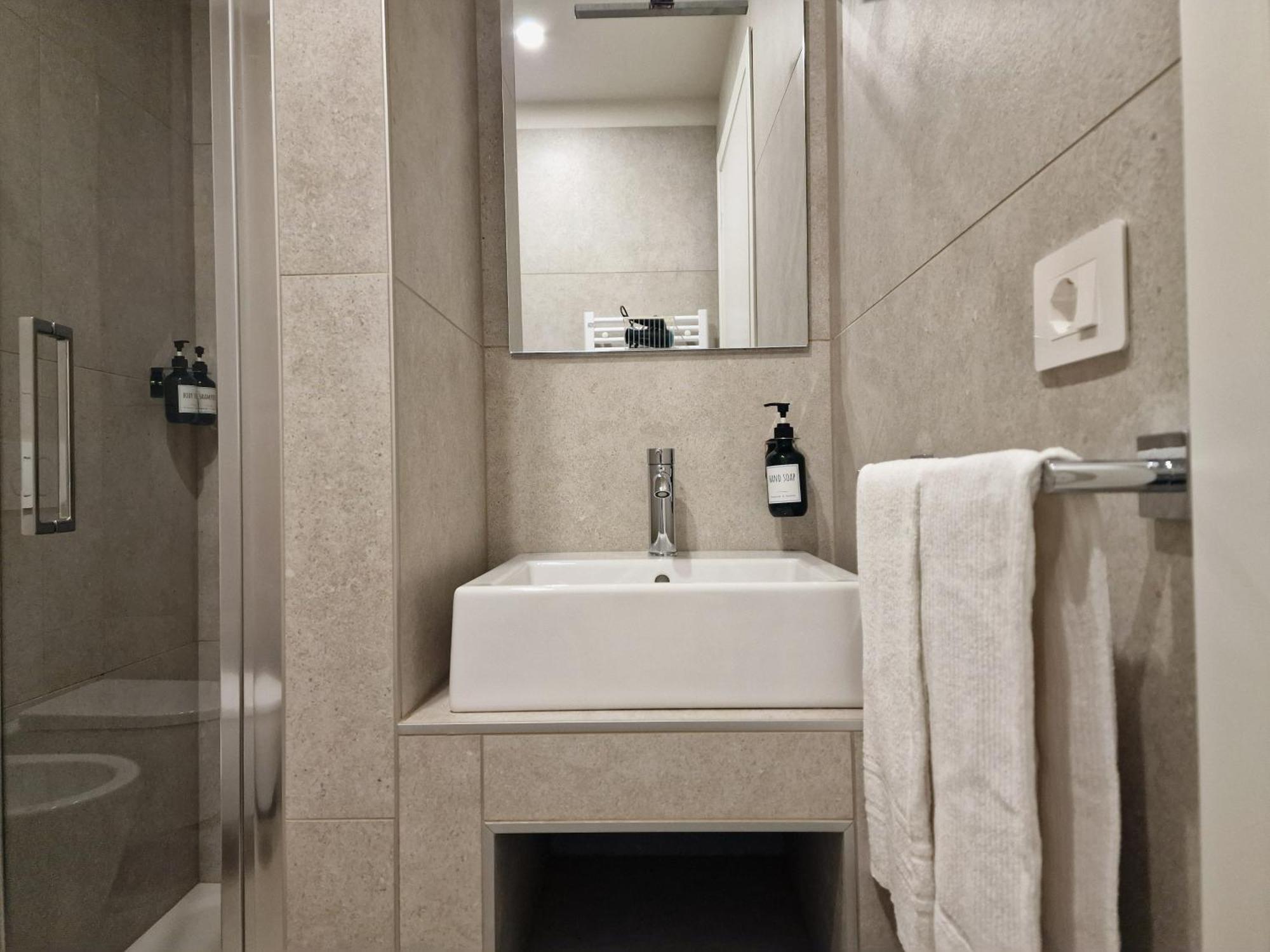 קומו B&B Residenza Cavour מראה חיצוני תמונה